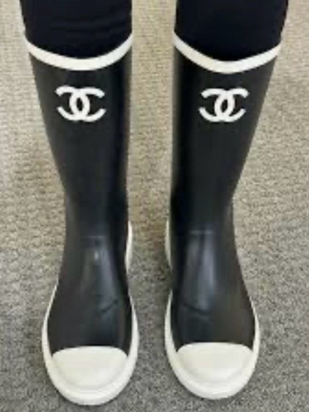 Double C Black and White  Logo Boots 
SIZE US-8